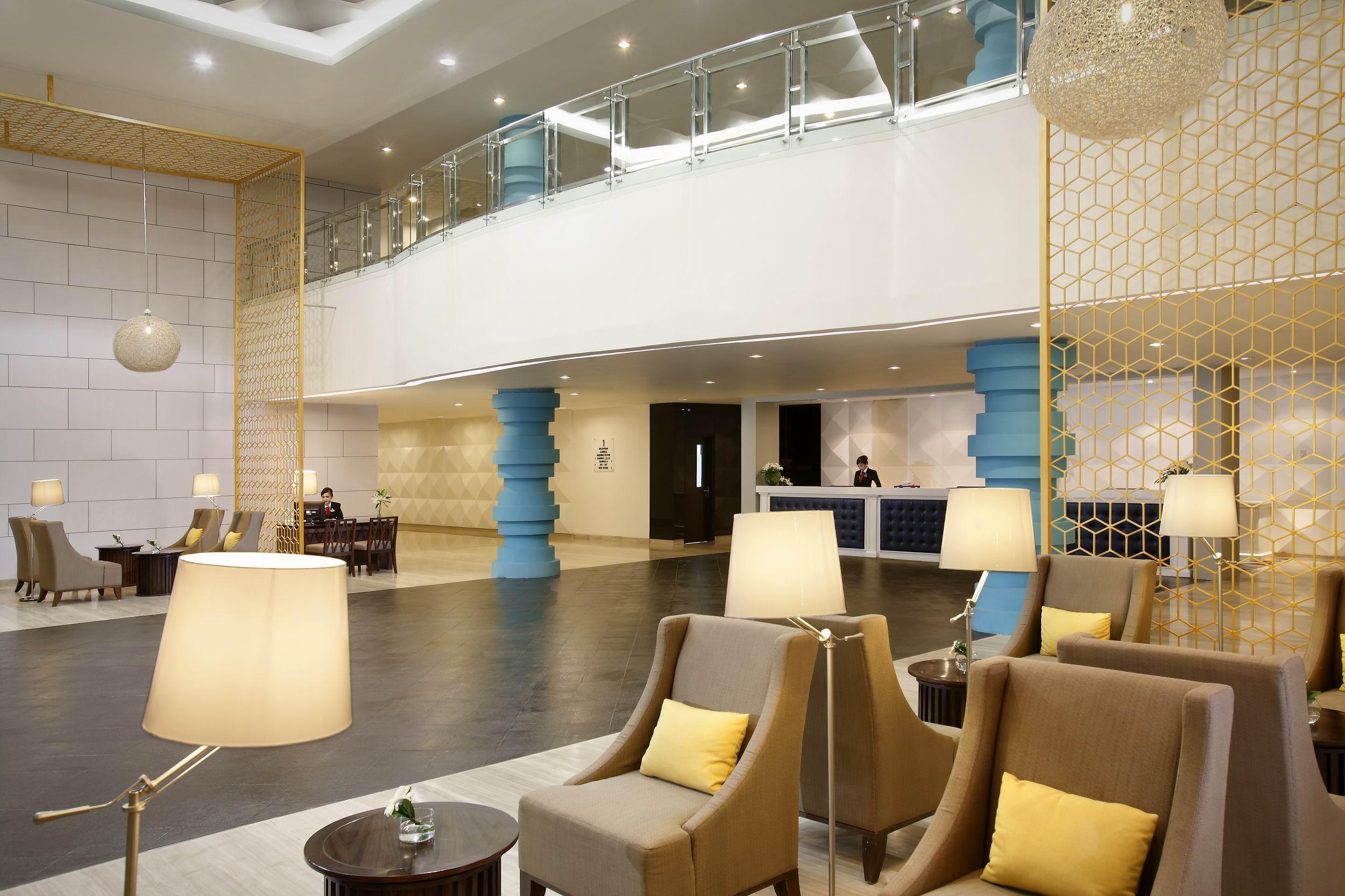Hotel Santika Kelapa Gading Jakarta Buitenkant foto